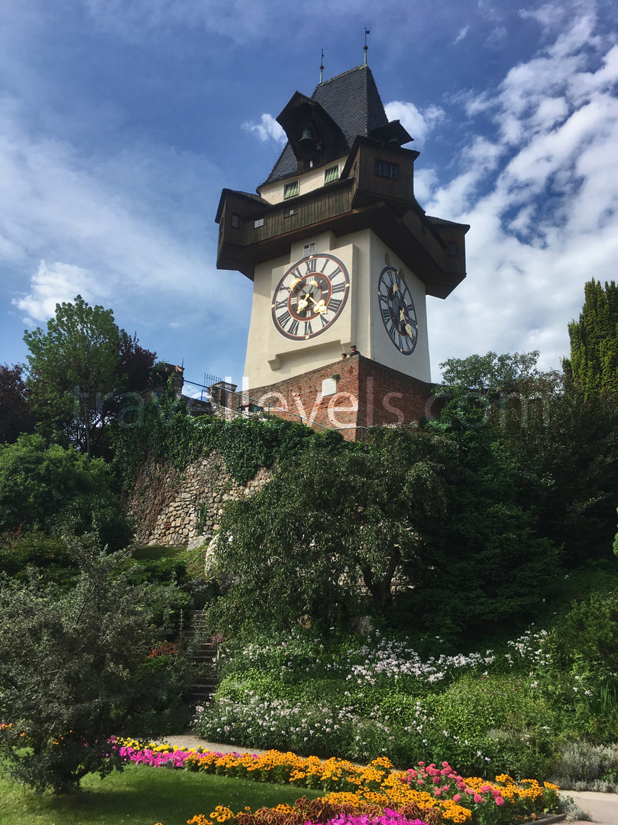 Часовая башня на горе Шлессберг, Грац