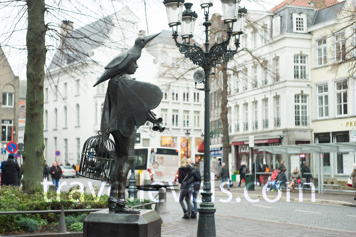 Статуя Папагено, Брюгге